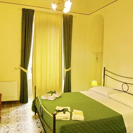 Domus Aurea 3*
