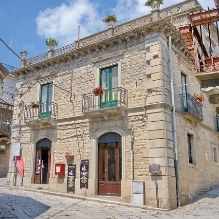 Domus Aurea Montalbano Elicona