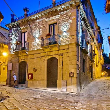 לינה וארוחת בוקר Domus Aurea